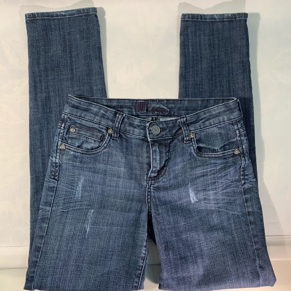 𝅺KUT From the Kloth Straight Leg Jeans Size 2